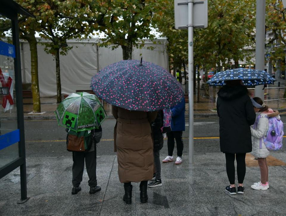 La nieve se suma a los chubascos por la masa de aire ártico en Gipuzkoa