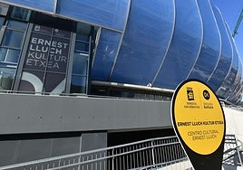 El centro cultural Ernest Lluch cuando se reinauguró tras la obra de Anoeta