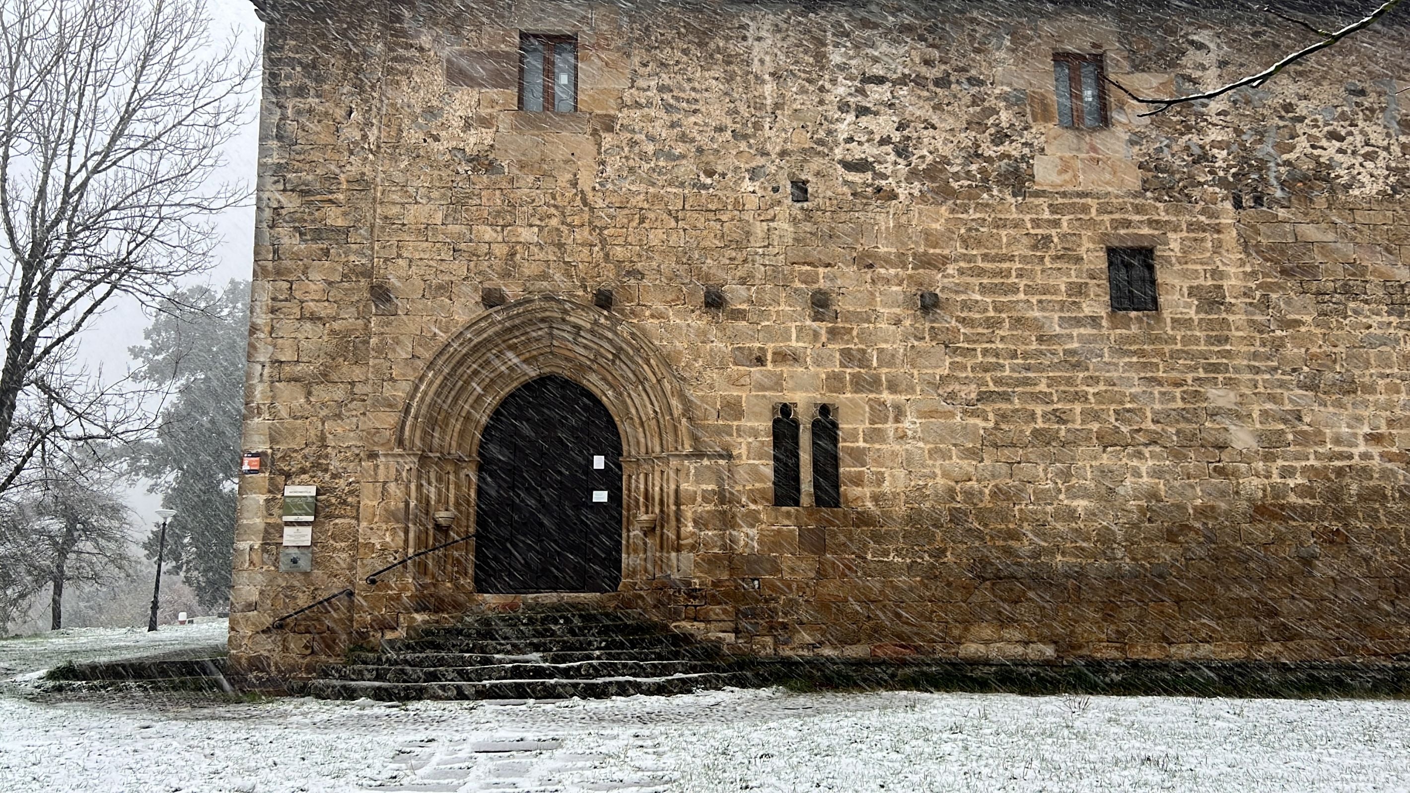 Primeras imágenes de postal en las cimas de Urola Garaia
