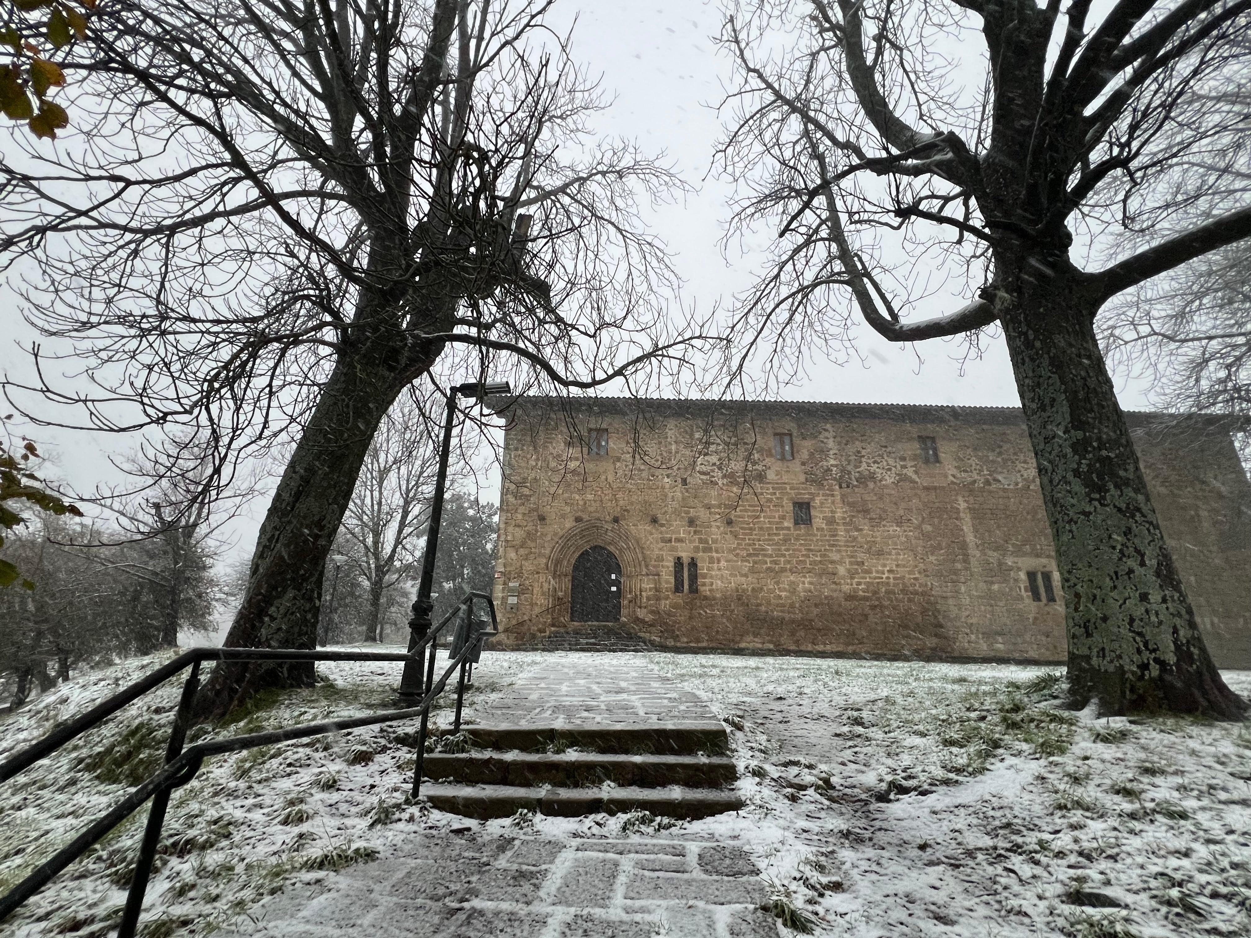 Primeras imágenes de postal en las cimas de Urola Garaia