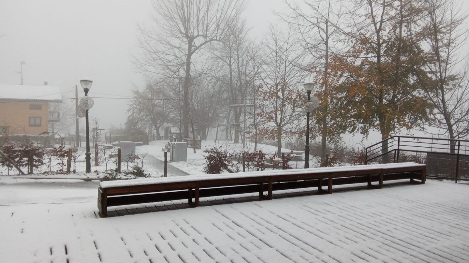 La llegada de la nieve a Gipuzkoa, en imágenes