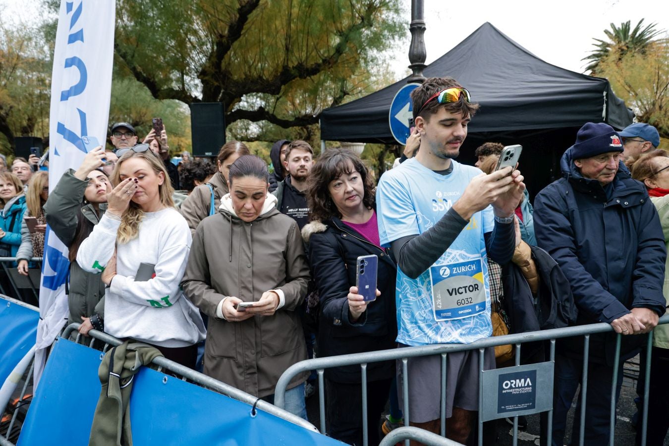 Los 42 kilómetros de la Zurich Maratón, en imágenes