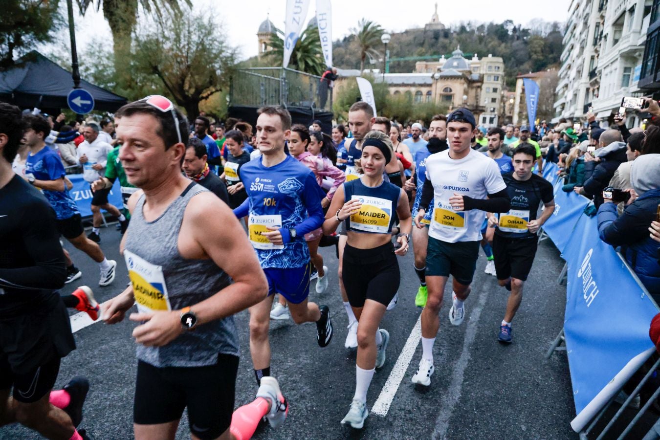 Los 42 kilómetros de la Zurich Maratón, en imágenes