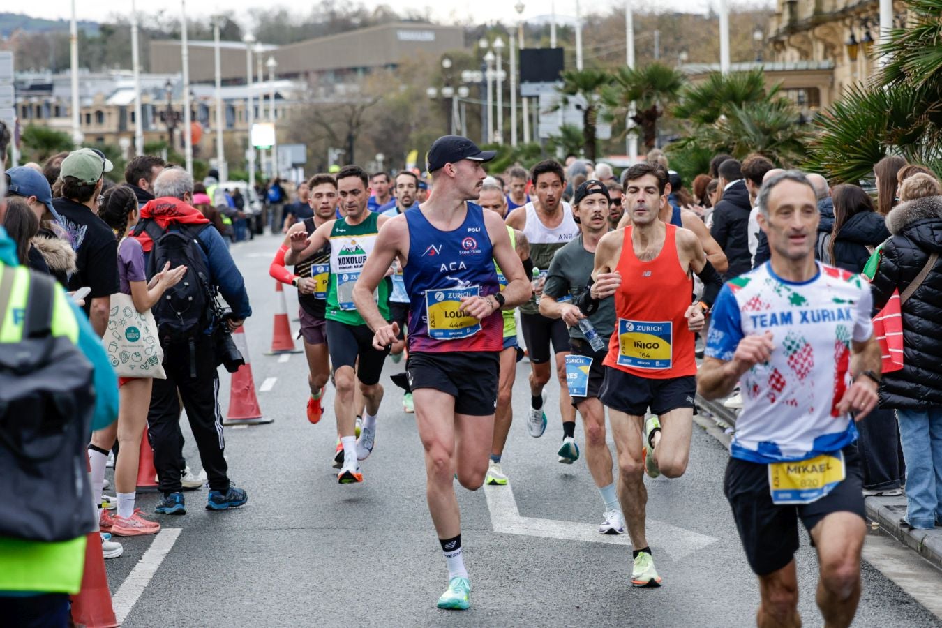 Los 42 kilómetros de la Zurich Maratón, en imágenes