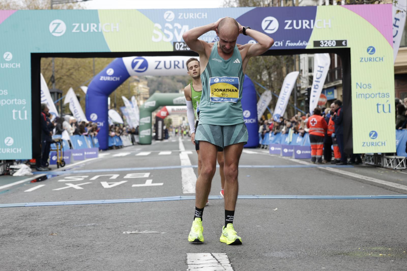 Los 42 kilómetros de la Zurich Maratón, en imágenes