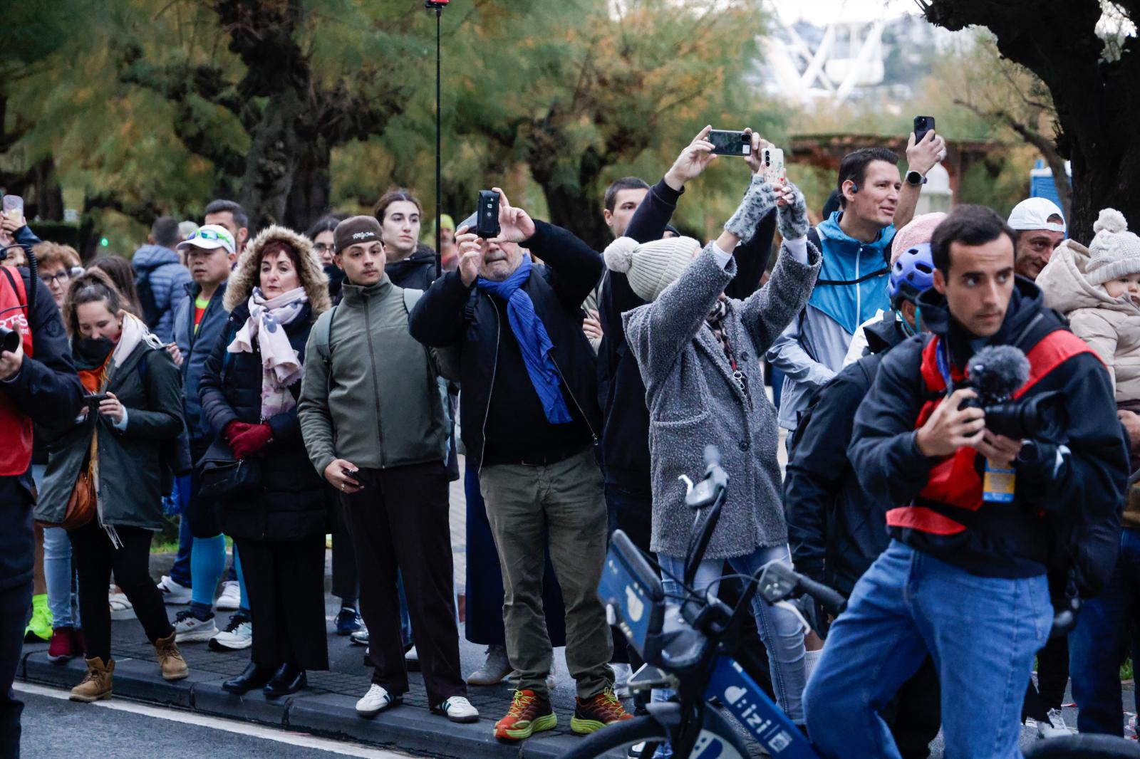 Los 42 kilómetros de la Zurich Maratón, en imágenes