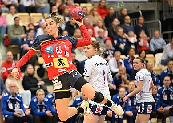 El Mundial arranca mañana con dos guipuzcoanas y once jugadoras del Bera Bera