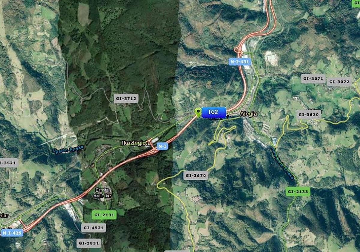 Largas colas y un herido, balance de la colisión de un camión y dos turismos en la N-I en Alegia