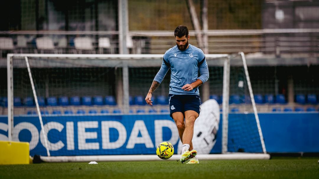 Trabajo para buscar el trío de triunfos en casa