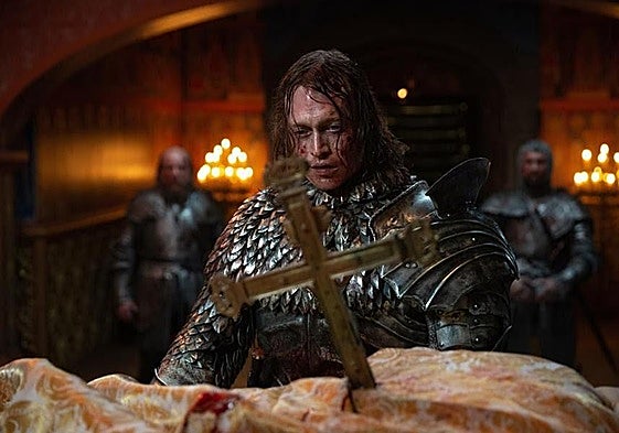 Caleb Landry-Jones, en una escena de 'Drácula'.