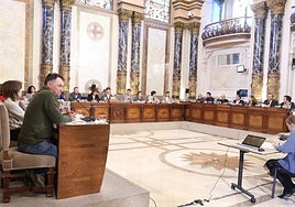 Un momento de la sesión en la que se aprobaron los Presupuestos municipales 2026.