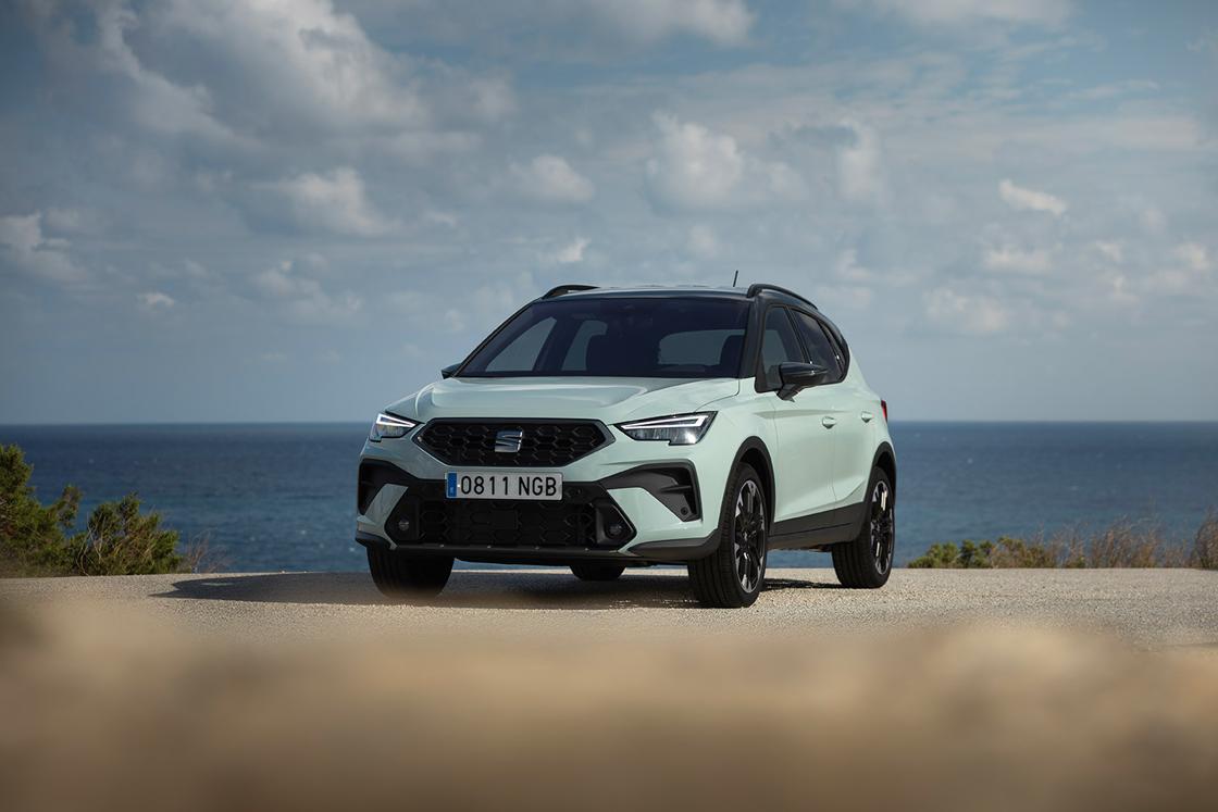El nuevo SEAT Arona recurre a retoques estéticos ligeros pero que hacen más atractivo al modelo