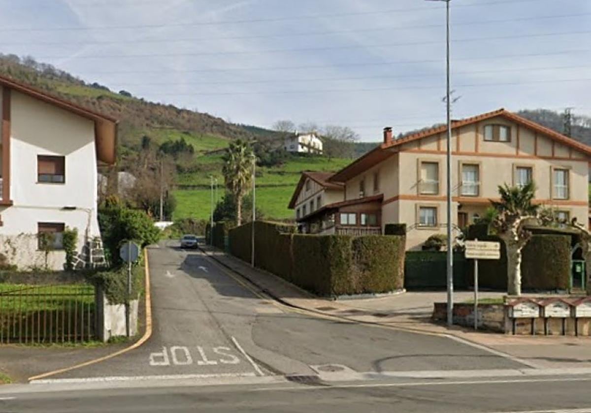 Odria auzora sarbidea.