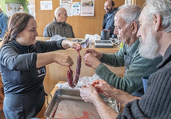 Participativa Fiesta de  la Matanza extremeña