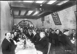 Comida celebrada en el año 1925 en Kañoyetan para conmemorar el 25 aniversario de la sociedad.