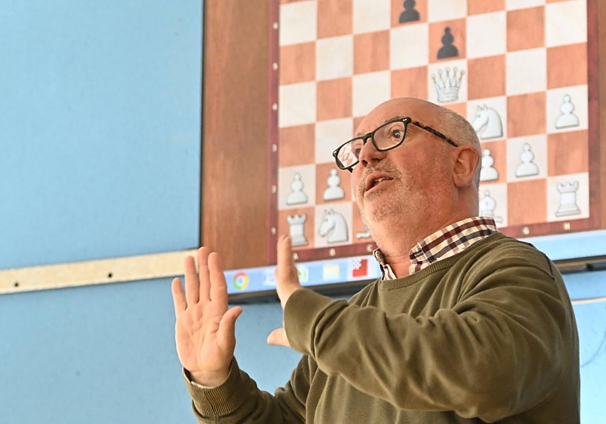 «En este torneo no hay premios, solo ganas de ayudar y disfrutar con el ajedrez»