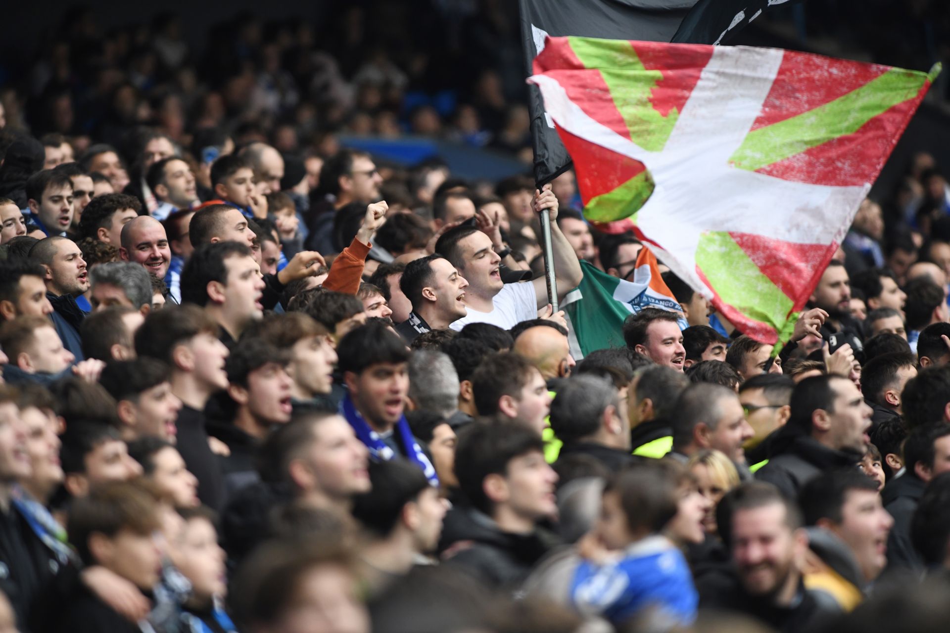 Búscate en las gradas de Anoeta