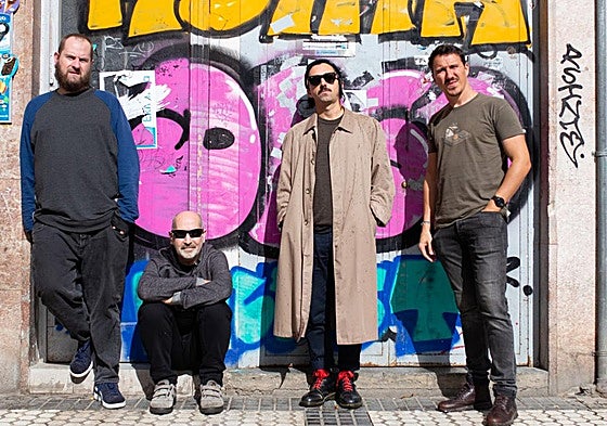 Jaime Nieto, Iñaki de Lucas , Pedro Gracia P. Viñaspre y Ander Vildósola conforman Caballos Yonkis.