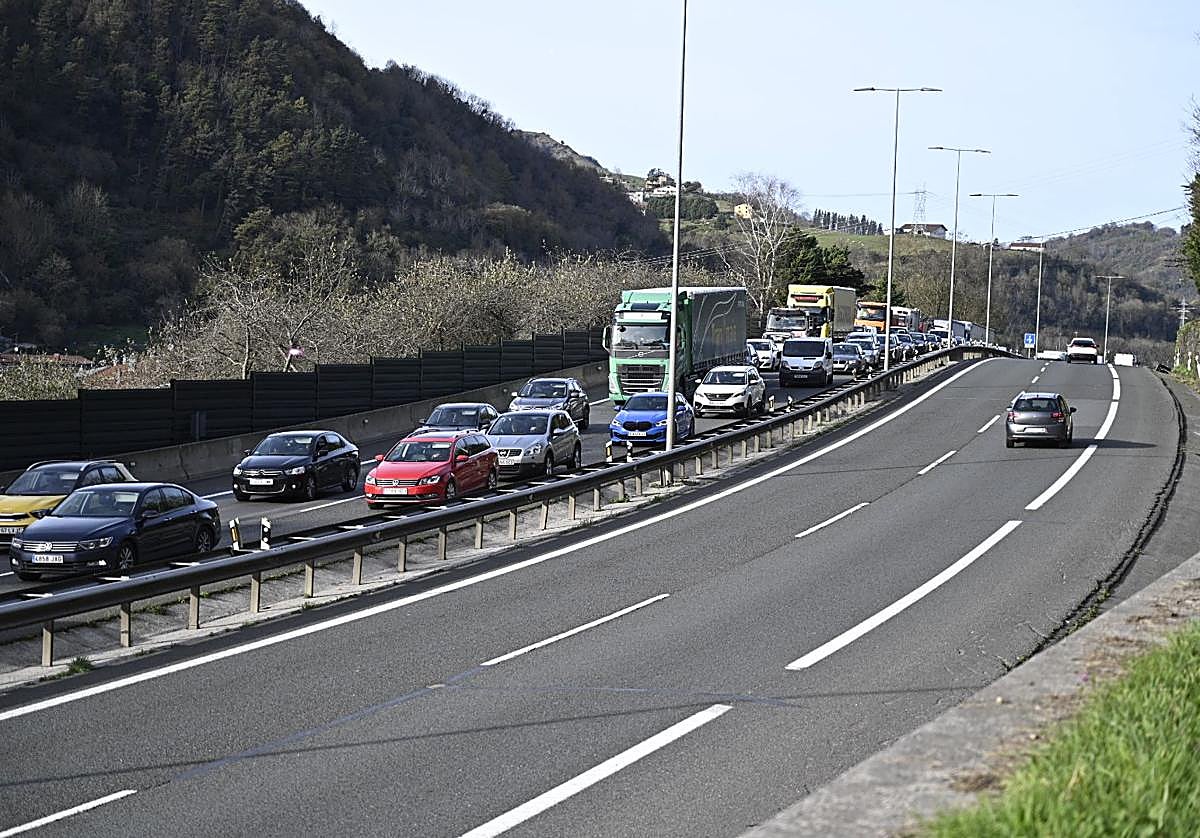 Retenciones en la N-I este lunes