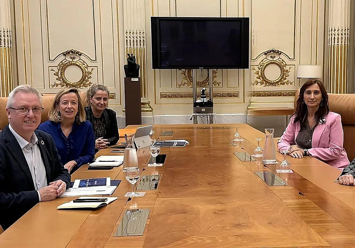 Reunión entre el Gobierno foral y Elkarrekin Podemos