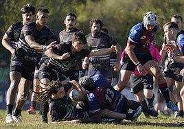 EL ZAISA-Txingudi empezó la liga sin derrotas en tres jornadas y ahora ha perdido tres partidos.