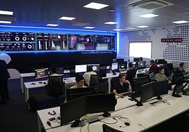 Interior de la sede central de ciberseguridad de Ayesa, en el Parque Tecnológico de Miramon.