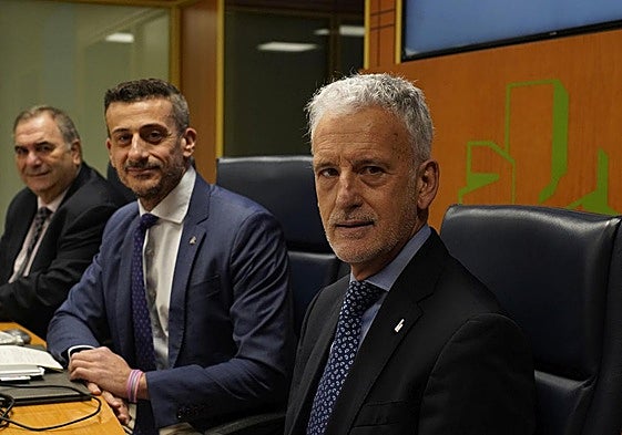 Iñaki Subijana, presidente del TSJPV antes de su comparecencia en el Parlamento Vasco.