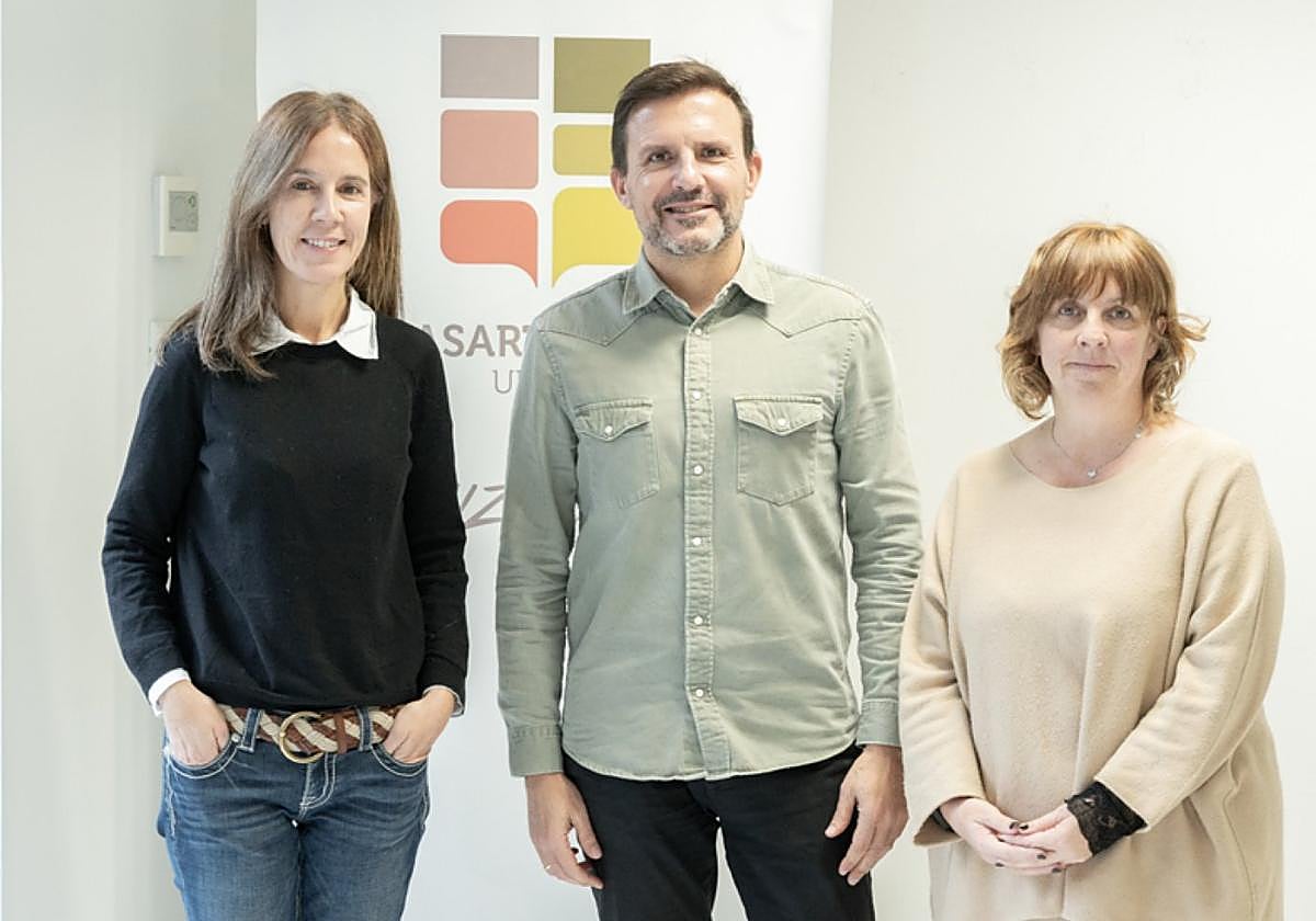 Estitxu Alkorta, Agustín Valdivia y Nagore Durán en la presentación de la Gala del Deporte.