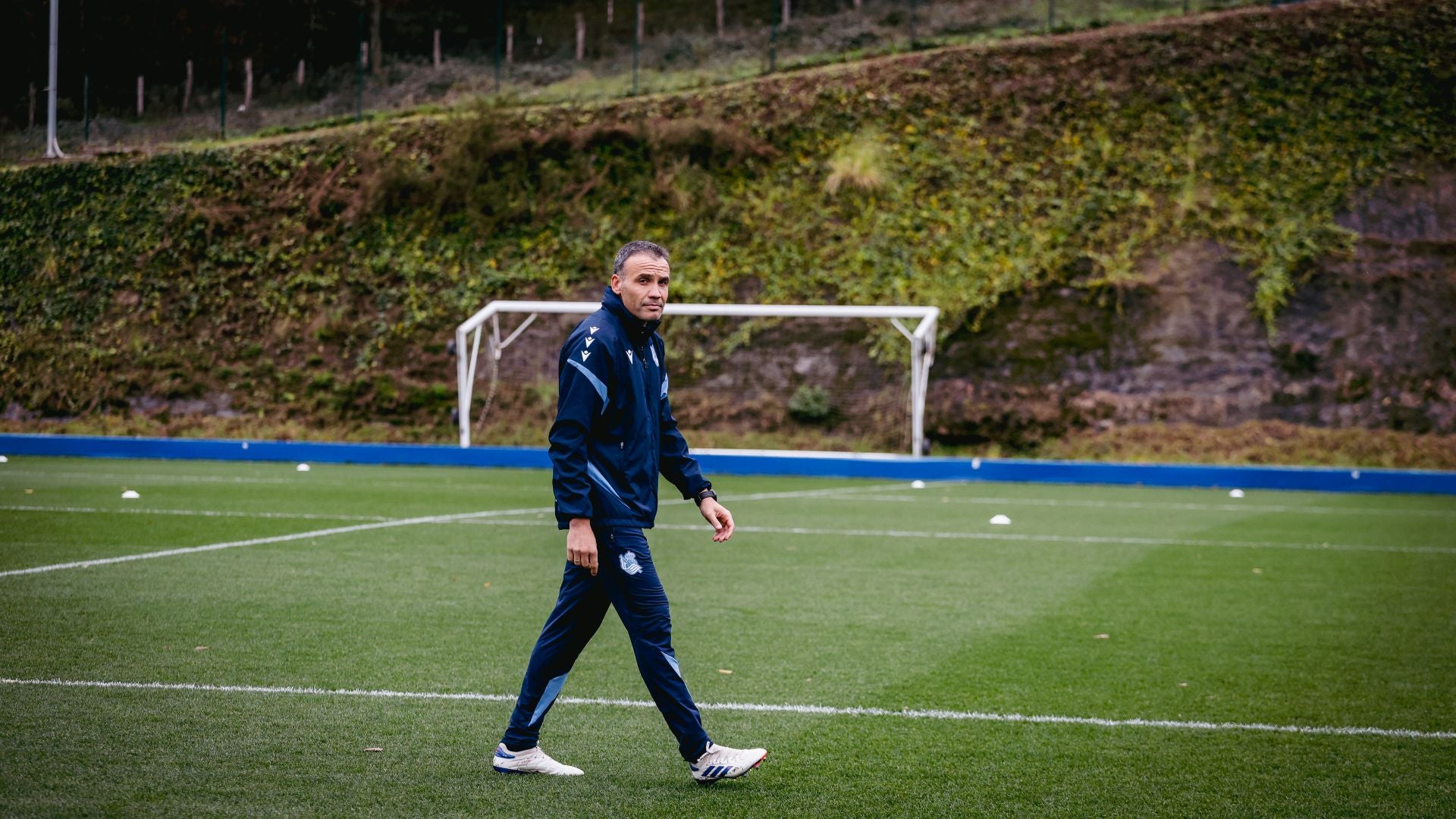 Lluvia y un gol de chilena pensando ya en Mendizorrotza