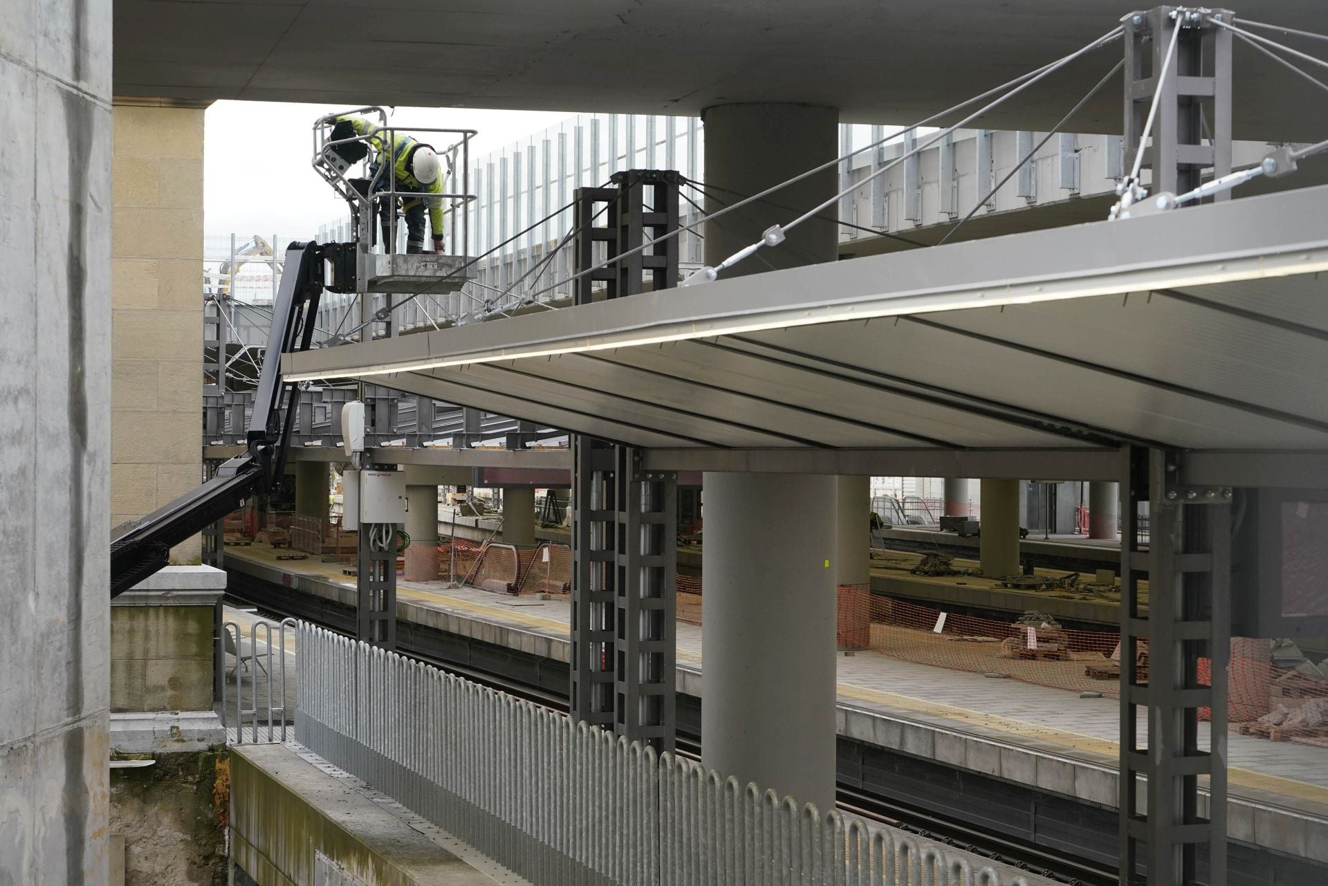 Las obras para poder recibir el TAV en Atotxa, a punto