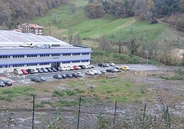 Errotaberri ya acoge la primera empresa instalada en una de las parcelas públicas, Hosokawa.