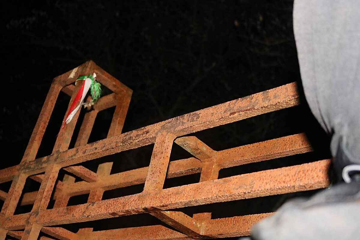 Cruz que ha derribado Ernai en Igeldo.