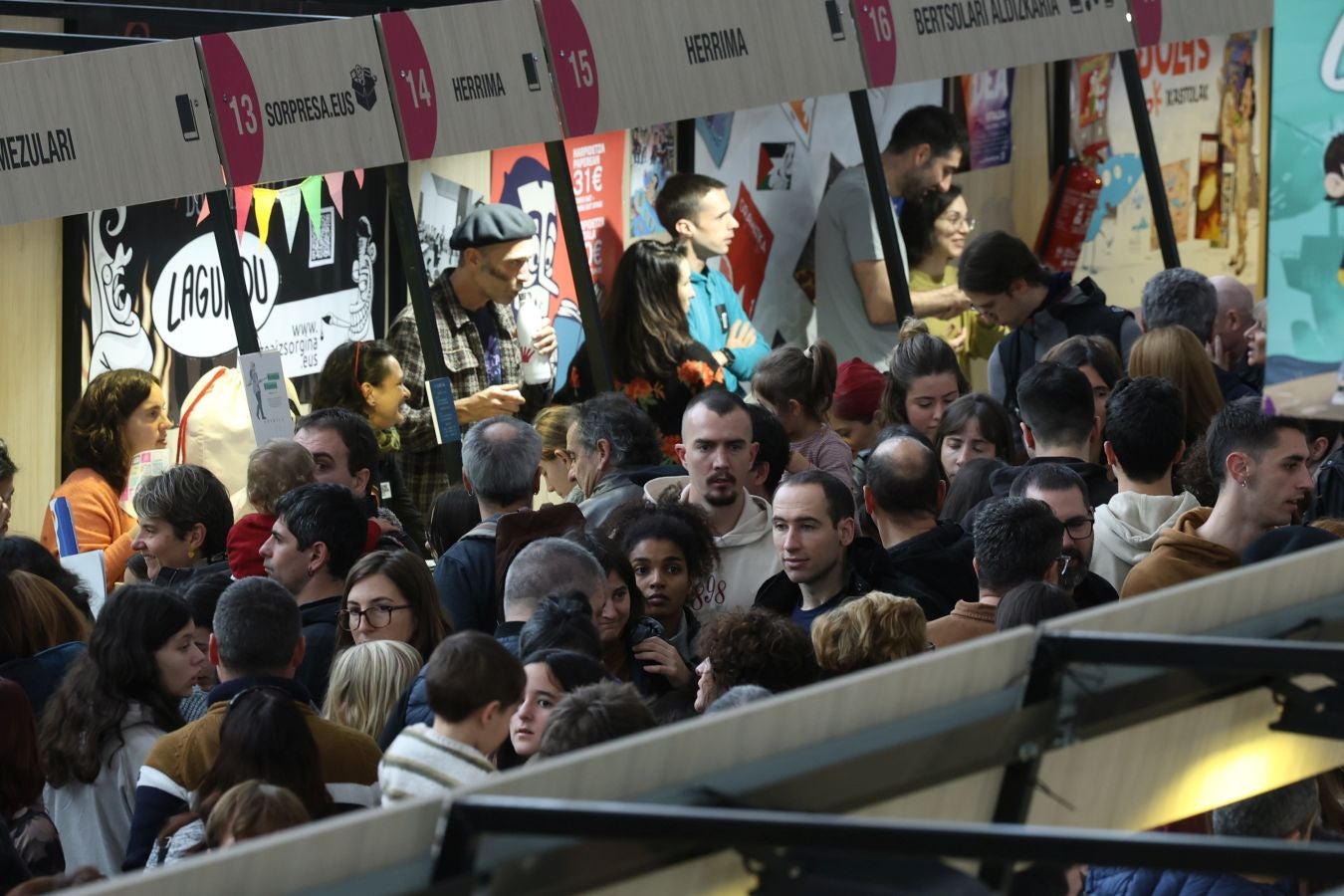 Bigarren eguna, argazkitan