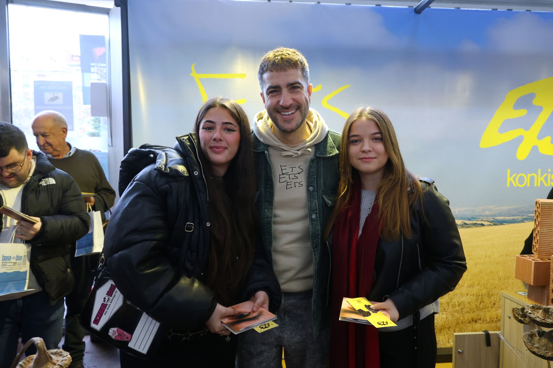 Bigarren eguna, argazkitan