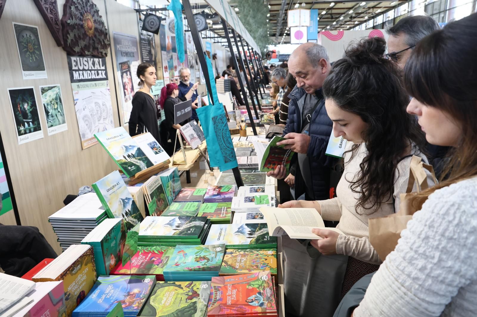 Multitudinario Durangoko Azoka