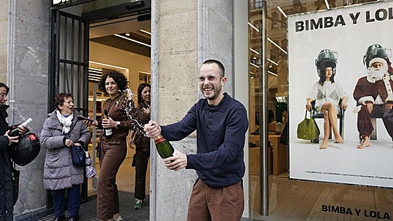 El Gordo roza Gipuzkoa con parte del tercero y casi un millón para los empleados de Bimba y Lola