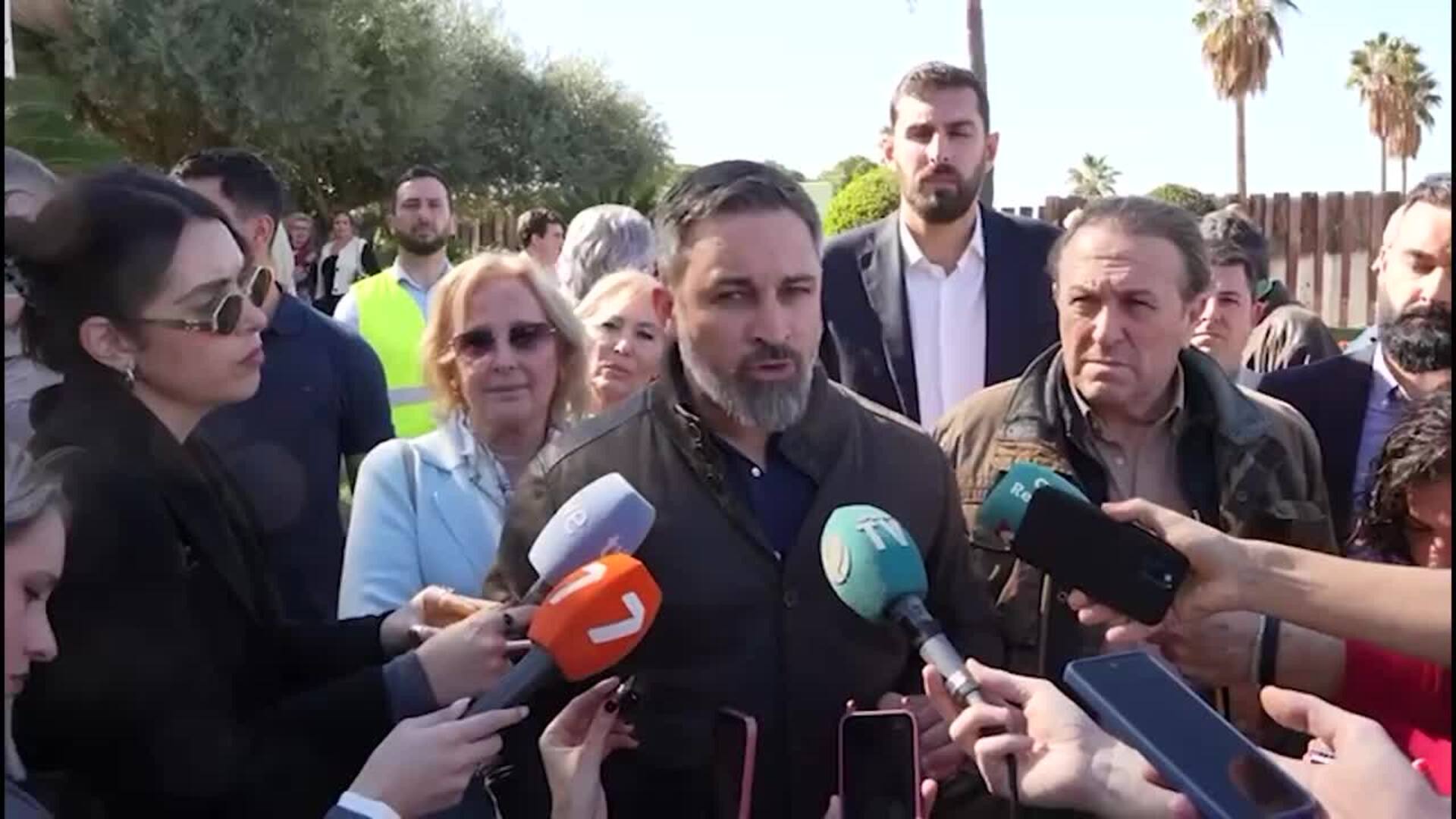 Abascal: "No va a haber presupuesto en ninguna región en la que no haya una ruptura PSOE-PP"