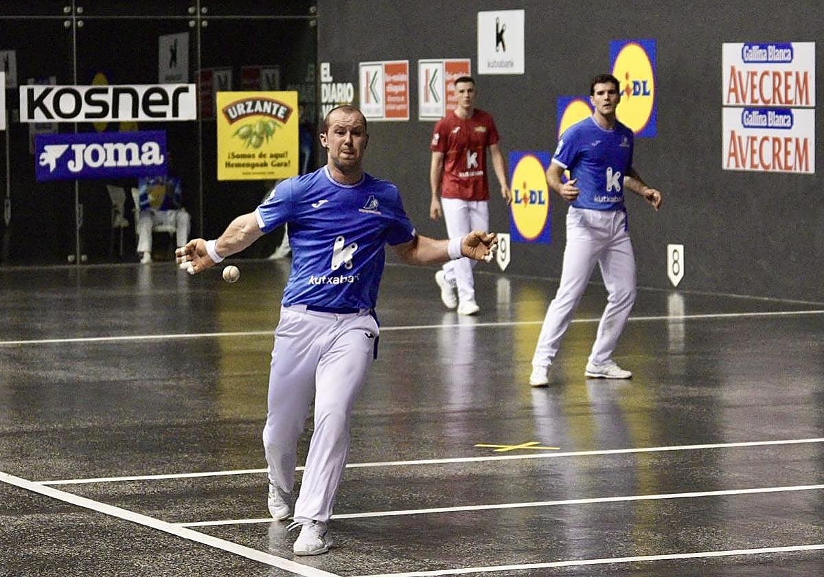 Elordi and Zabaleta Stay in the Running for the Pairs Championship Final After Overcoming Jaka and Iztueta