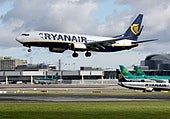Embargan un avión de Ryanair por no pagar 890 euros de indemnización a una pasajera en su vuelo a Mallorca