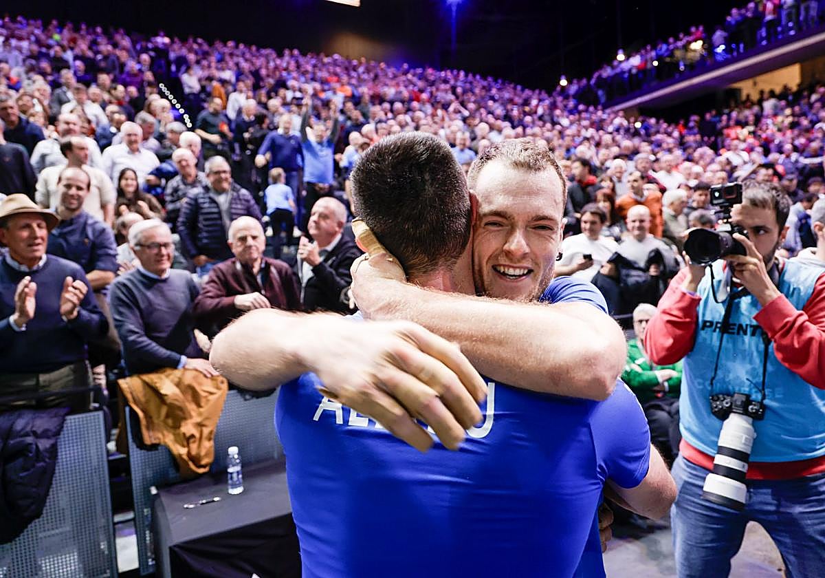 Unai Laso and Jon Ander Albisu Win Pelota Championship: Ataun Celebrates!