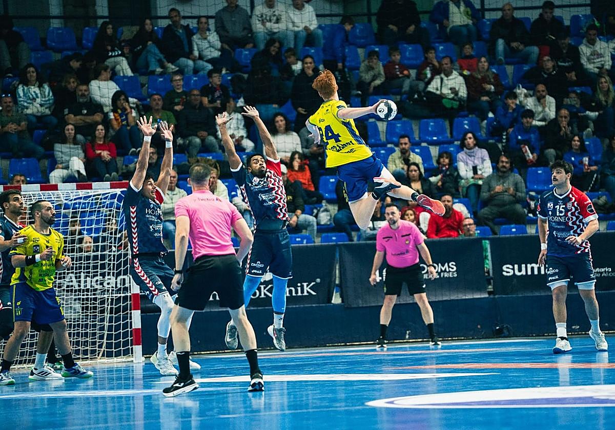 Bidegoian Handbol Irun Hosts Dangerous Newly Promoted Side at Artaleku