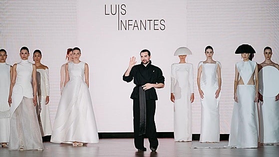 Desfile de Luis Infantes en el Museo Balenciaga
