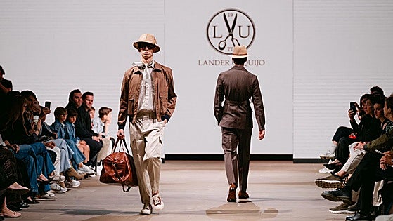 El desfile de Lander Urquijo en imágenes