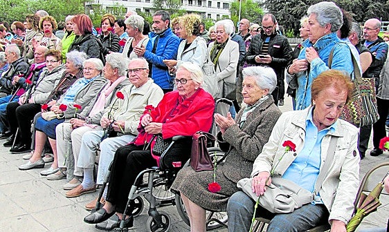 Intxorta 1937 conmemora 40 años de actividad por la memoria histórica