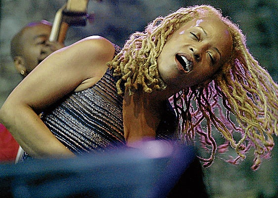 Fallece Cassandra Wilson,  una de las primeras voces femeninas del jazz de los noventa