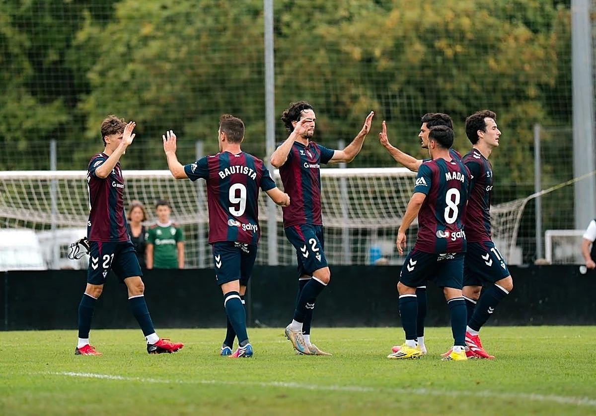 El Eibar golea al Arenas y el Sanse no puede con el Huesca
