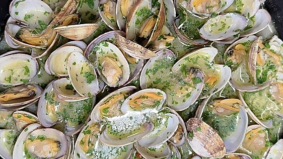 Receta de almejas en salsa verde