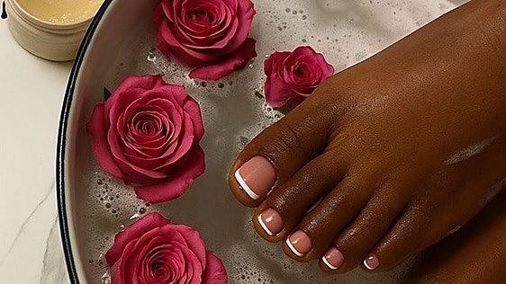 El secreto de una pedicura impecable sin salir de casa