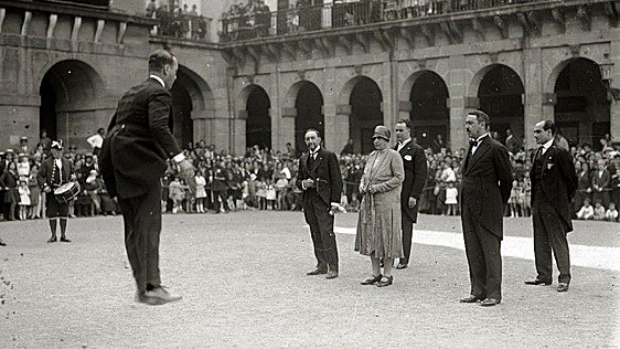 De las 'Fiestas Euskaras' a las 'Euskal Jaiak'