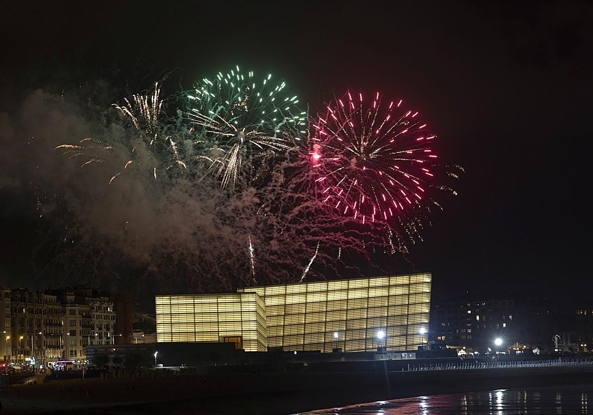 ¿Qué nota les das a los fuegos artificiales de este jueves en la Semana Grande de San Sebastián?